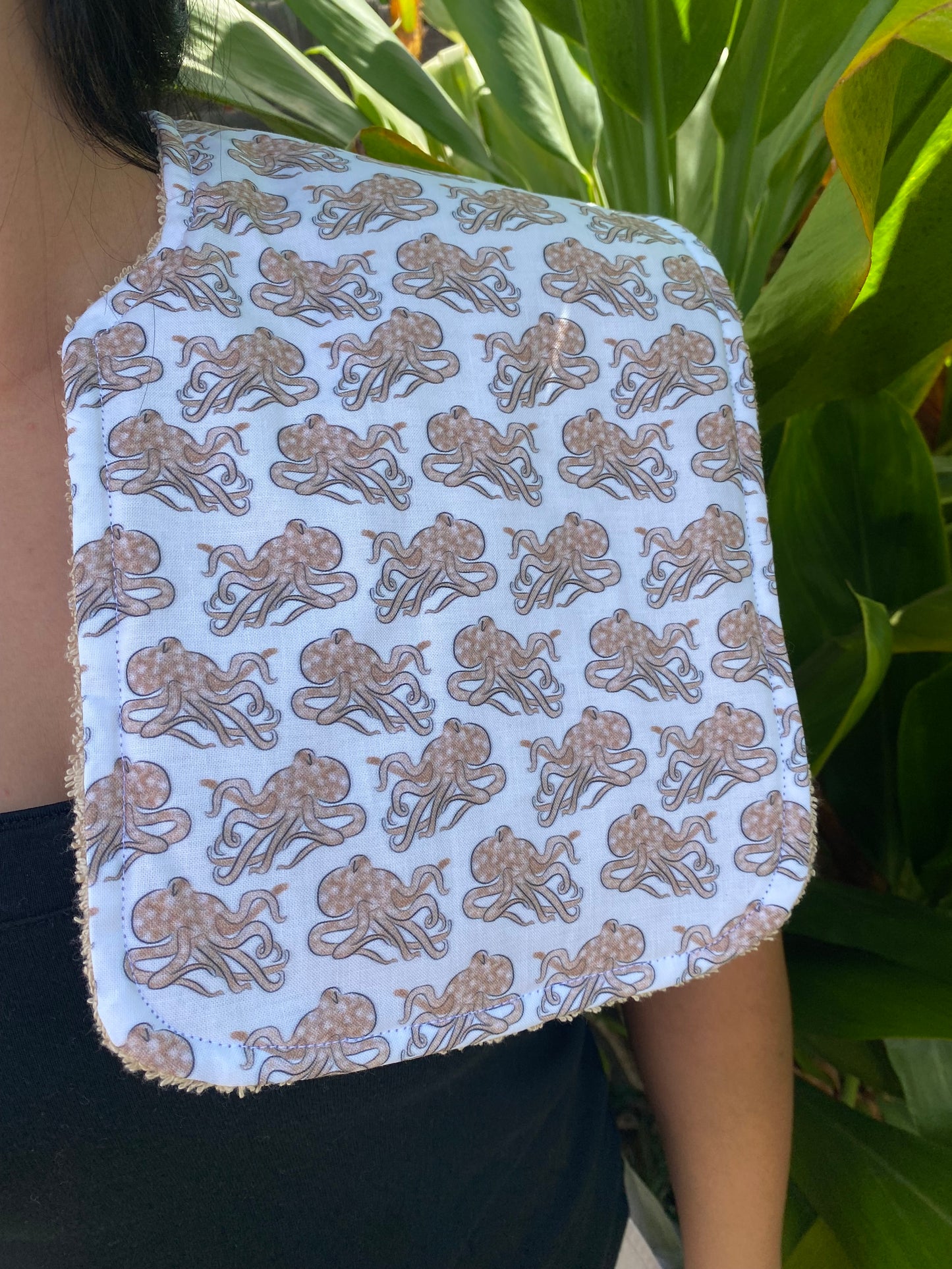 Baby Tako Burp Cloth