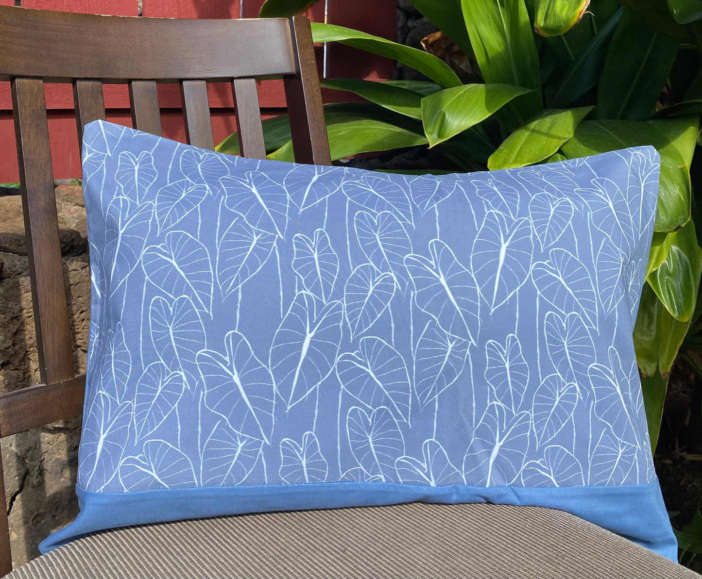 Kalo Leaf SLATE-GRAY Keiki Pillowcase