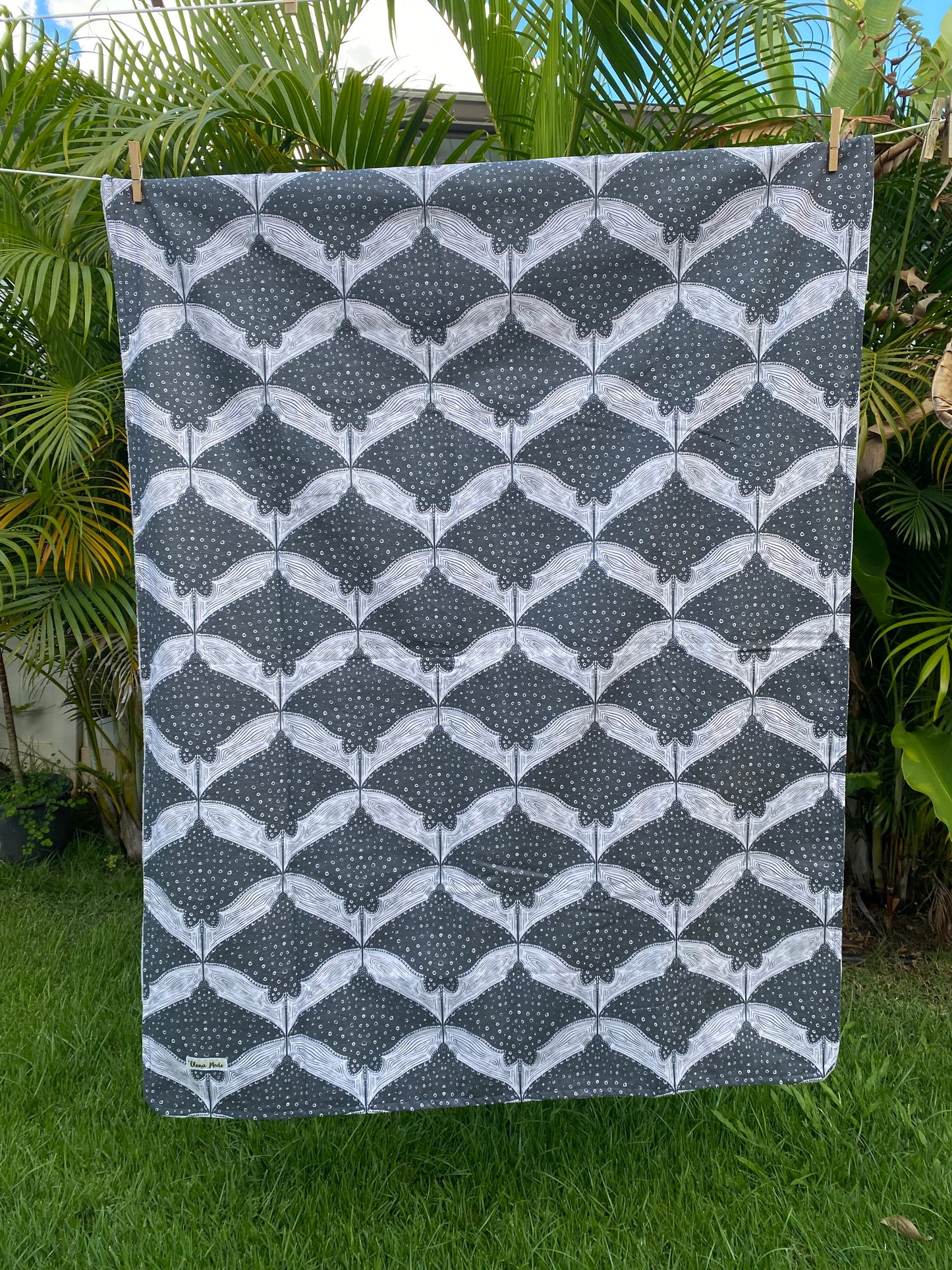 Stingray Keiki Minky Blanket