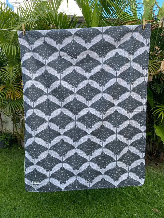 Stingray Keiki Minky Blanket