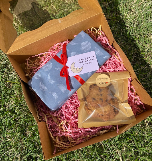 Love You to the Mahina & Back Cookie Valentine's Gift Box