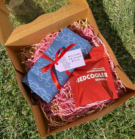 You Make My Heart Bloom Gummy Valentine's Gift Box - Blue Keni + Pikake