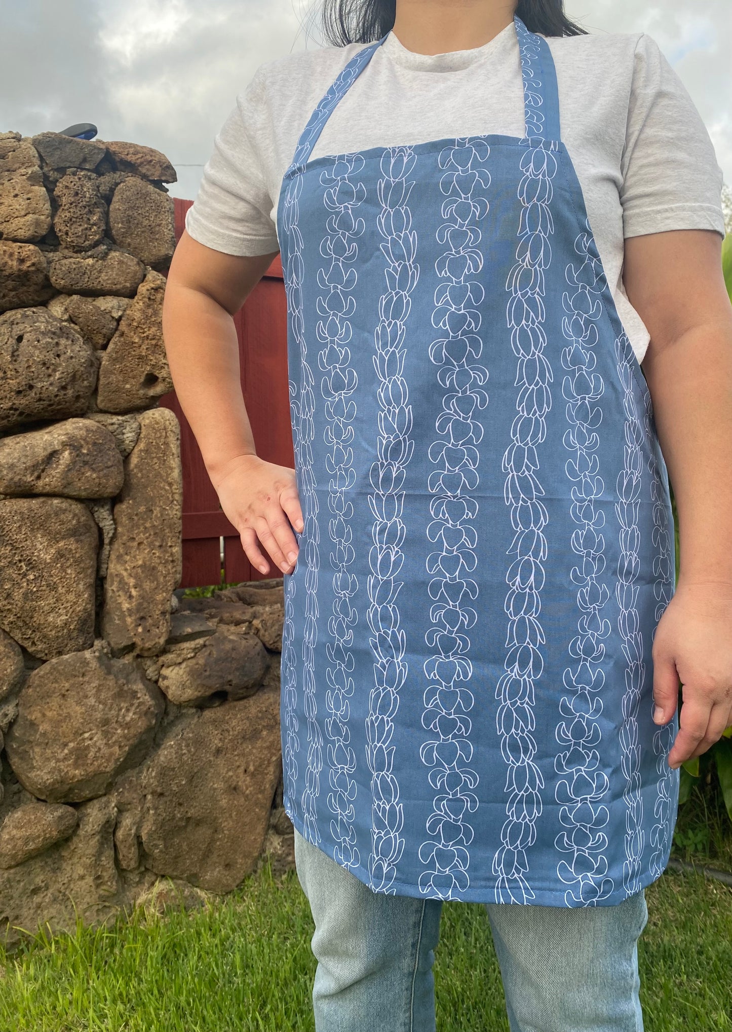 You Make My Heart Bloom Candle Valentine's Gift Box - Blue Keni + Pikake Pink Starburst