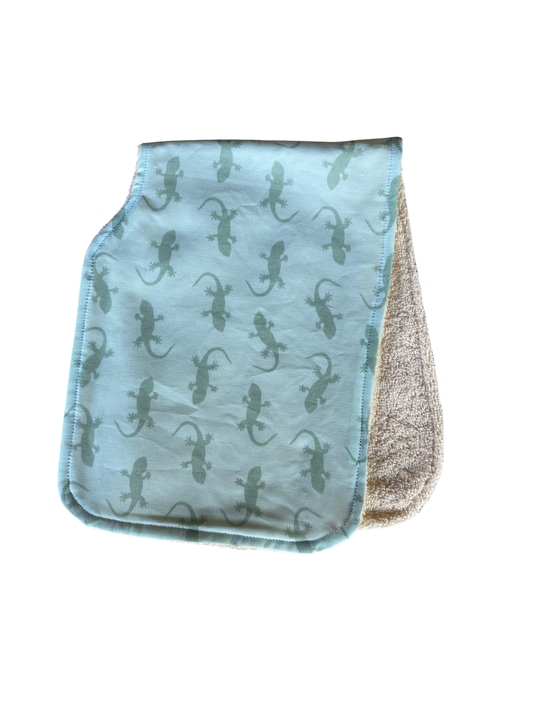 Gekko Burp Cloth