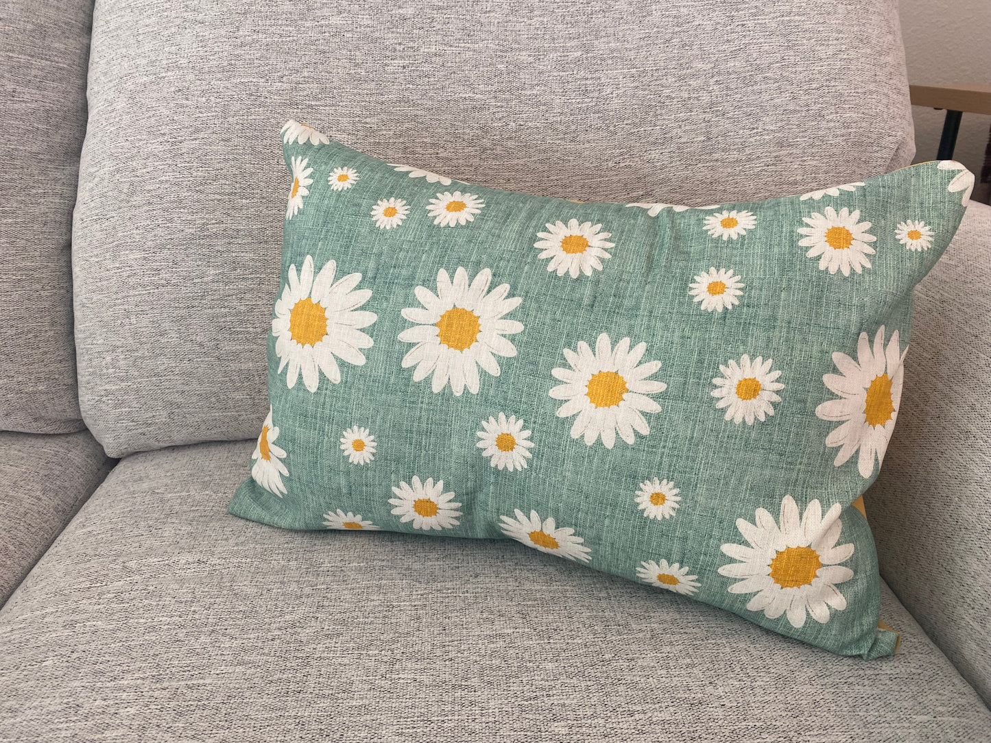 Green Daisies Keiki Pillowcase