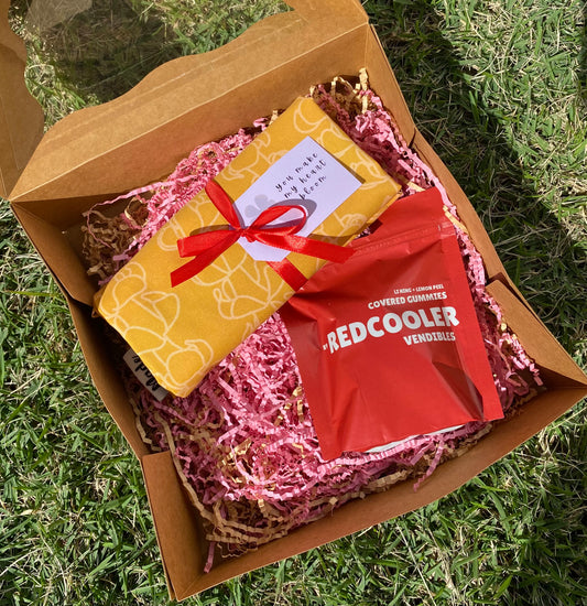 You Make My Heart Bloom Gummy Valentine's Gift Box - Mustard Puakenikeni